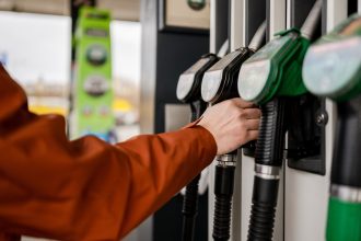 us-gas-prices-hit-new-war-time-record