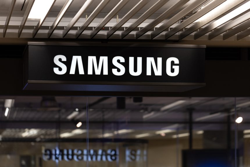 samsung-rises-as-strike-is-suspended