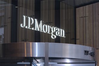 trump-files-5bn-lawsuit-against-jpmorgan-and-dimon