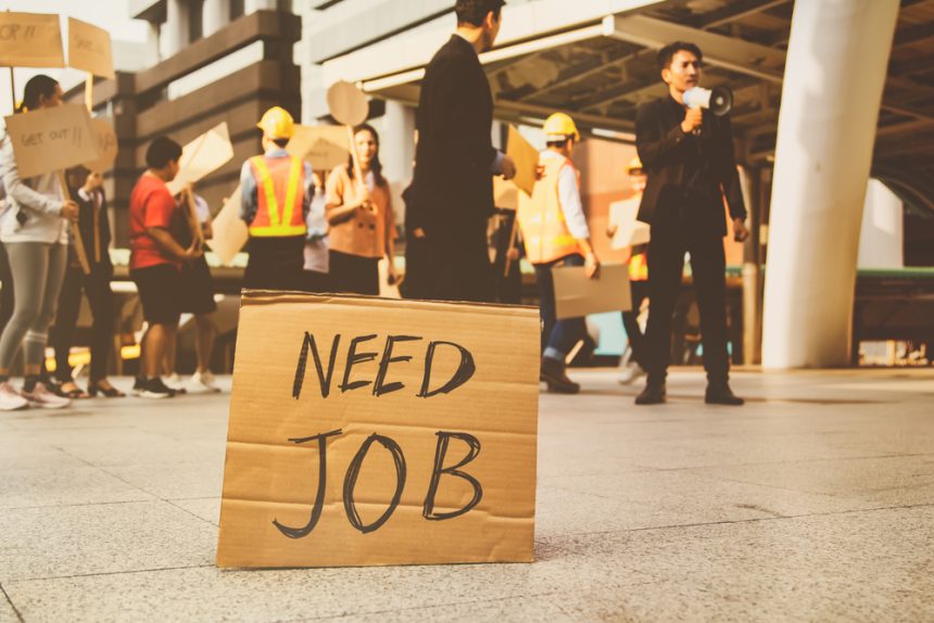 us-hiring-surge-eases-labor-market-fears