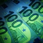 euro-sinks-to-a-12-month-low-against-the-dollar