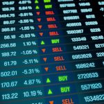 ftse-100-slips-as-tech-trade-revives